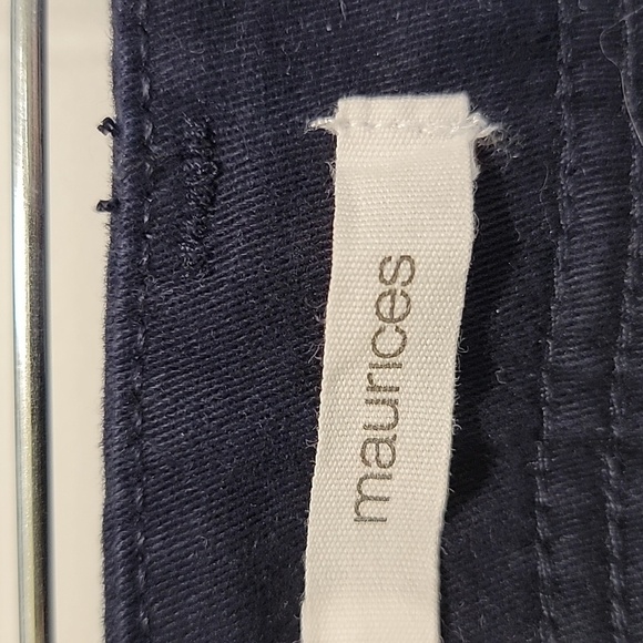 Maurices Classic Shorts Navy Blue Size 22 - Picture 3 of 6